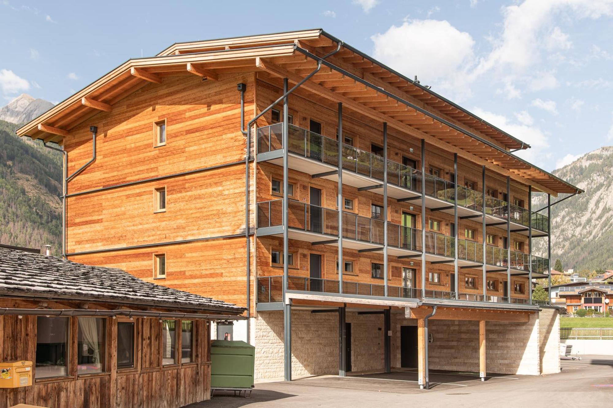 Alpenparks Montana Apartments Матрай-ин-Осттироль Экстерьер фото