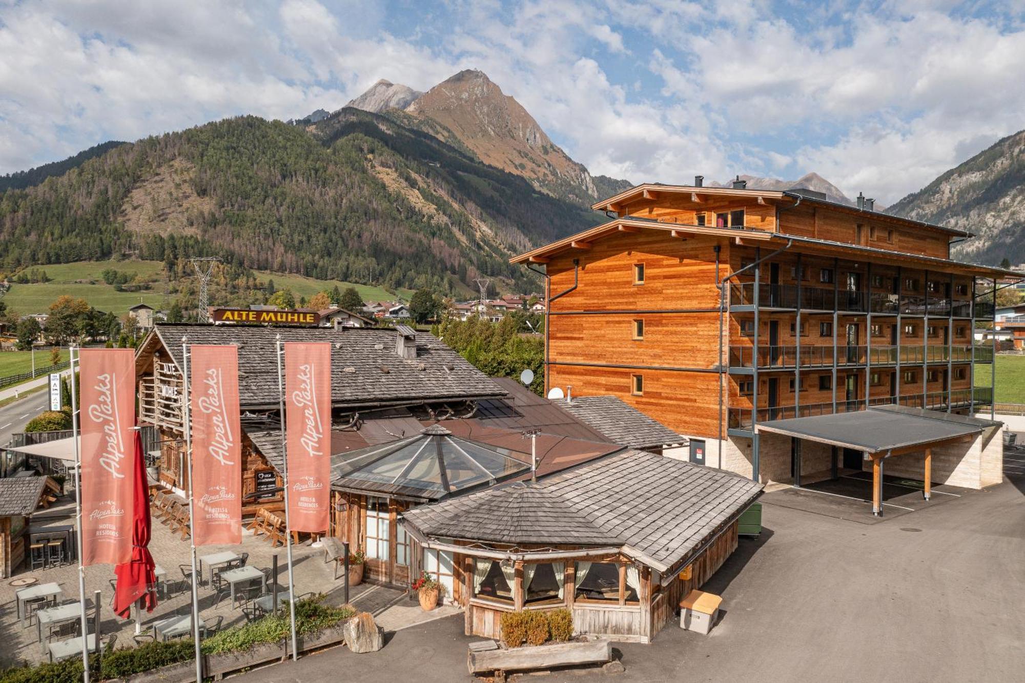 Alpenparks Montana Apartments Матрай-ин-Осттироль Экстерьер фото