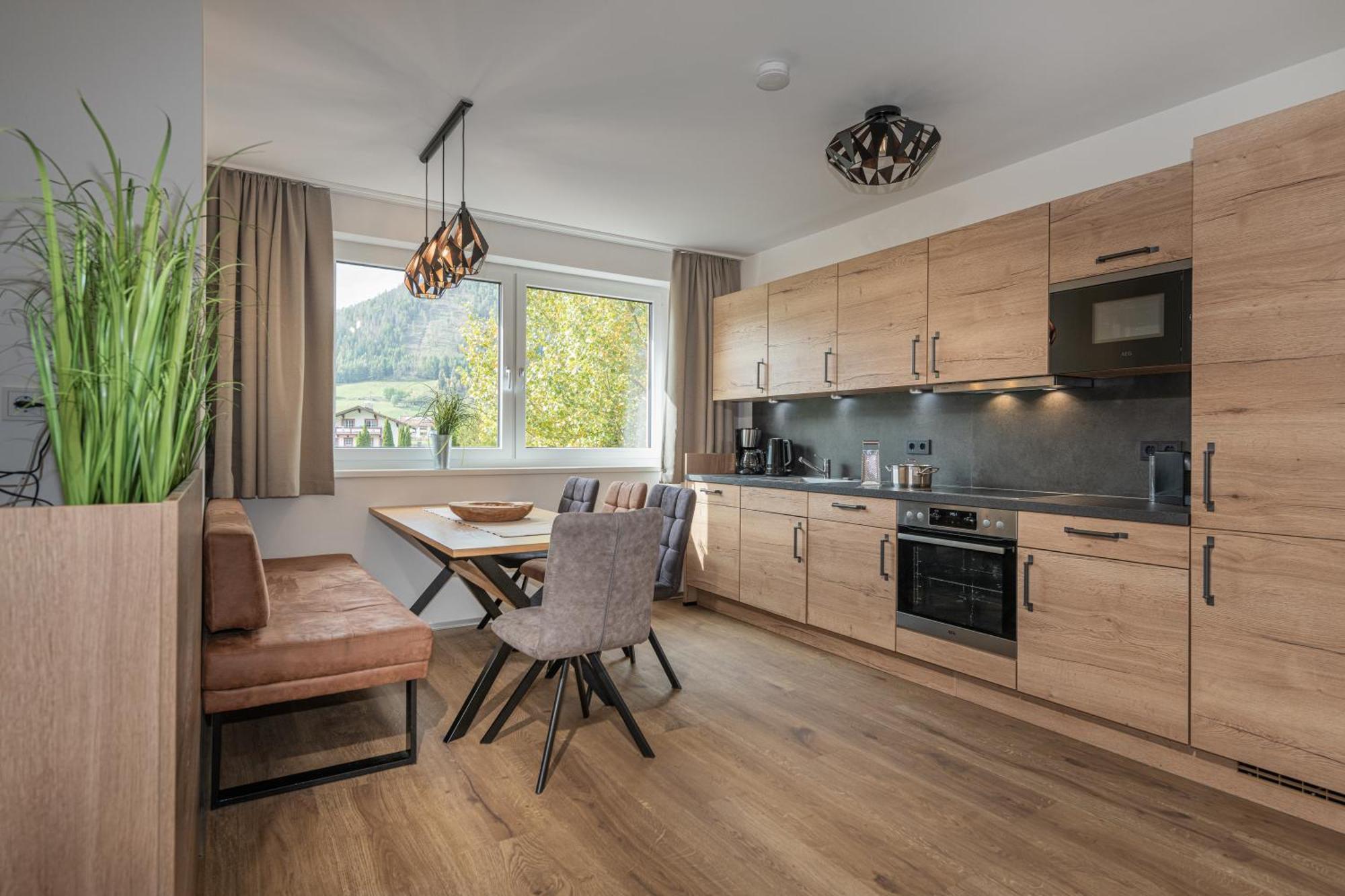 Alpenparks Montana Apartments Матрай-ин-Осттироль Номер фото